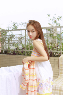 小小水蜜桃电视剧免费观看